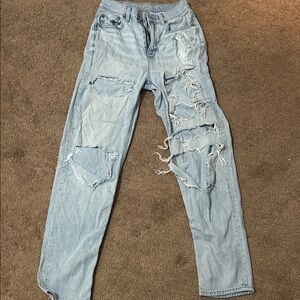 American Eagle Outfitters Light Blue Distressed Boyfriend Jeans